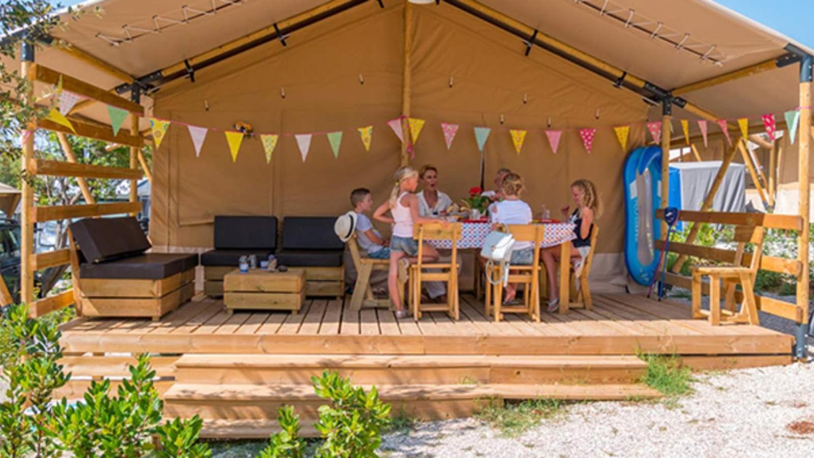 Eurocamp Tents At Campsite Val Saline Hotel Ровин Екстериор снимка